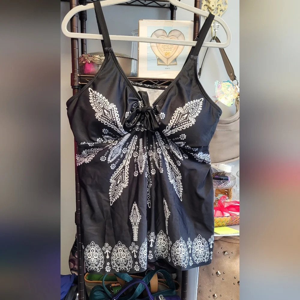 Swimwear top size xxxl